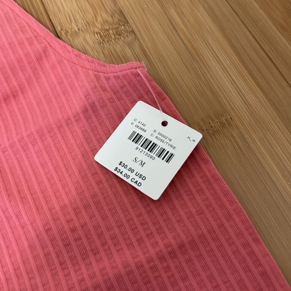 The Hannah Seamless Textured Tank: Ribbed Edition - Picture 6 of 8